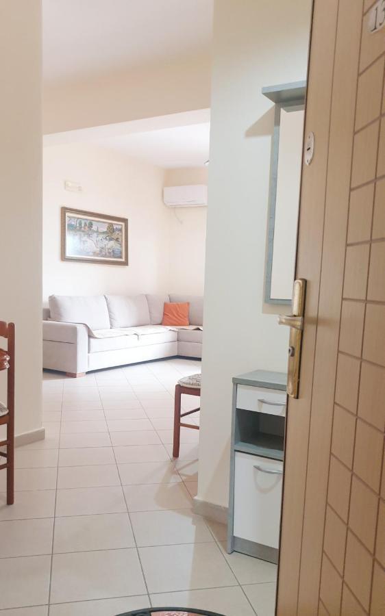 Ioanian Blue Apartament Himare Esterno foto