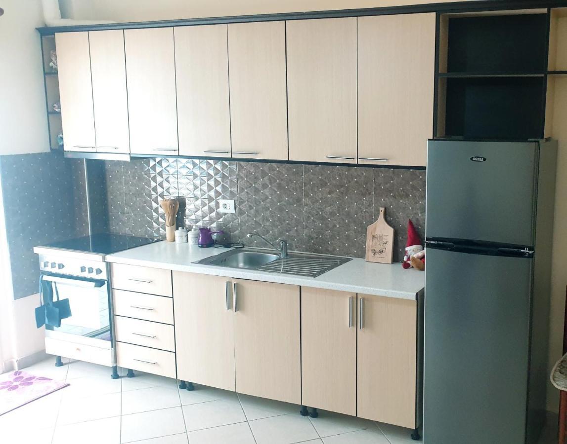 Ioanian Blue Apartament Himare Esterno foto