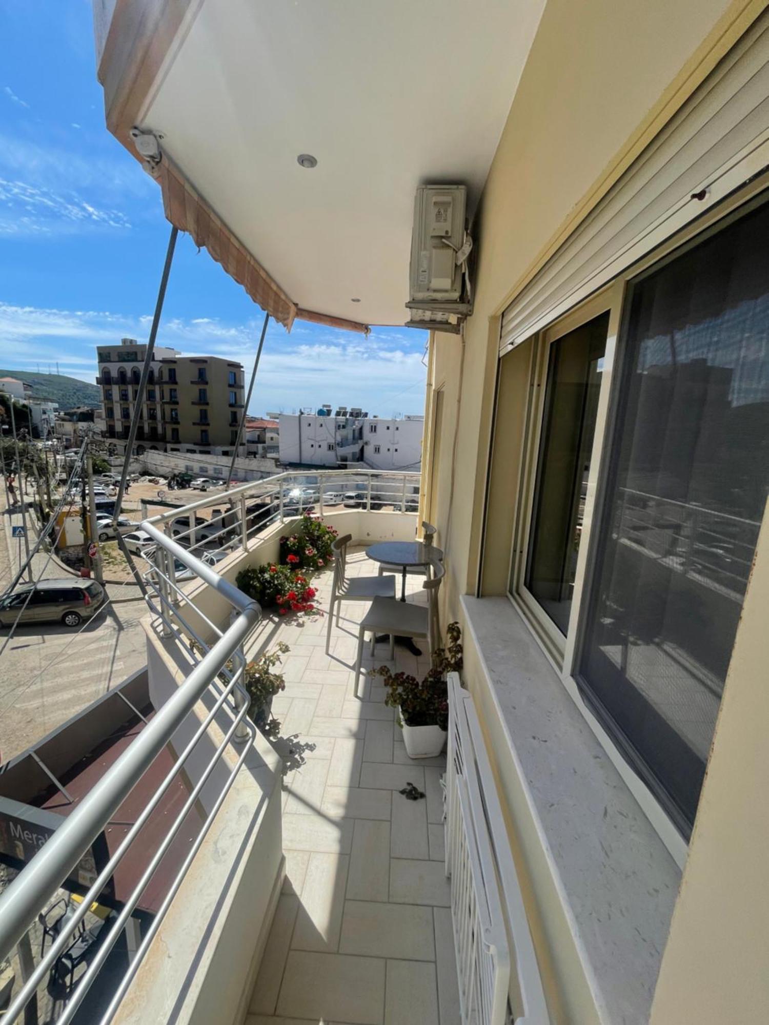 Ioanian Blue Apartament Himare Esterno foto